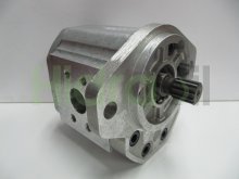 Image SNP3/44DSC07 Sauer Danfoss Turolla hydraulic gear pump 44 cm3 with splined shaft 13 teeth