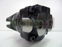 Thumbnail of M1 15 C2 04 00 00 Poclain hydraulic piston motor 15 cm3 straight shaft 19 mm
