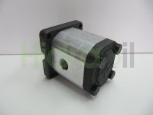 Thumbnail of OEM130 Agria hydraulic tandem gear pump 5 cm3