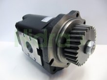 Image 3339110228 Parker hydraulic gear pump with splined coupling
