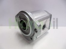 Image WP09A1B-230-R Haldex Barnes hydraulic gear pump with special splined shaft