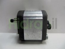 Image 0510415007 Bosch Rexroth hydraulic gear pump 8 cm3 with tapered shaft