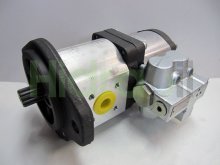 Imagem 0510767033 Bomba de engrenagem hidráulica dupla Bosch Rexroth 28+16 cc/rev com eixo estriado 13 dentes com válvula