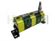 Image 9RS02E36 Vivolo gear flow divider 2 elements 9,8 cm3 with single valve 140-350 bar group 1 Vivoil