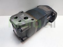 Thumbnail of 104-1944-006 Char-Lynn Eaton hydraulic orbital motorl 245 cm3 with cylindrical shaft 32 mm and magneto flange