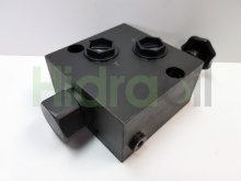 Thumbnail of WRCUSMOMP Hidraoil Válvula reguladora de vazão montada no motor OMP OMR OMH 3 vias unidirecional compensada