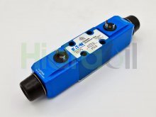 Image DG4V 3 6C H M U H7 60 Eaton Vickers directional control valve 4/3 CETOP 3 NG06 24V DC weatherproof override in solenoids ends only