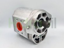 Thumbnail of TAP 60-200/106 D SC02 Sundstrand Turolla hydraulic gear pump 106 cm3 splined shaft SAE flange CW rotation