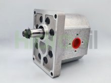Thumbnail of 719.40.008.00 TAP4NN/200LN01BAP1CLCHNNNN/NNNNN Pompa idraulica ad ingranaggi Turolla Sauer Danfoss 200 cc/giro con albero conico flangia EUR sinistra